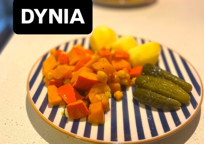 Dynia Hokkaido z kardamonem i dyptamem